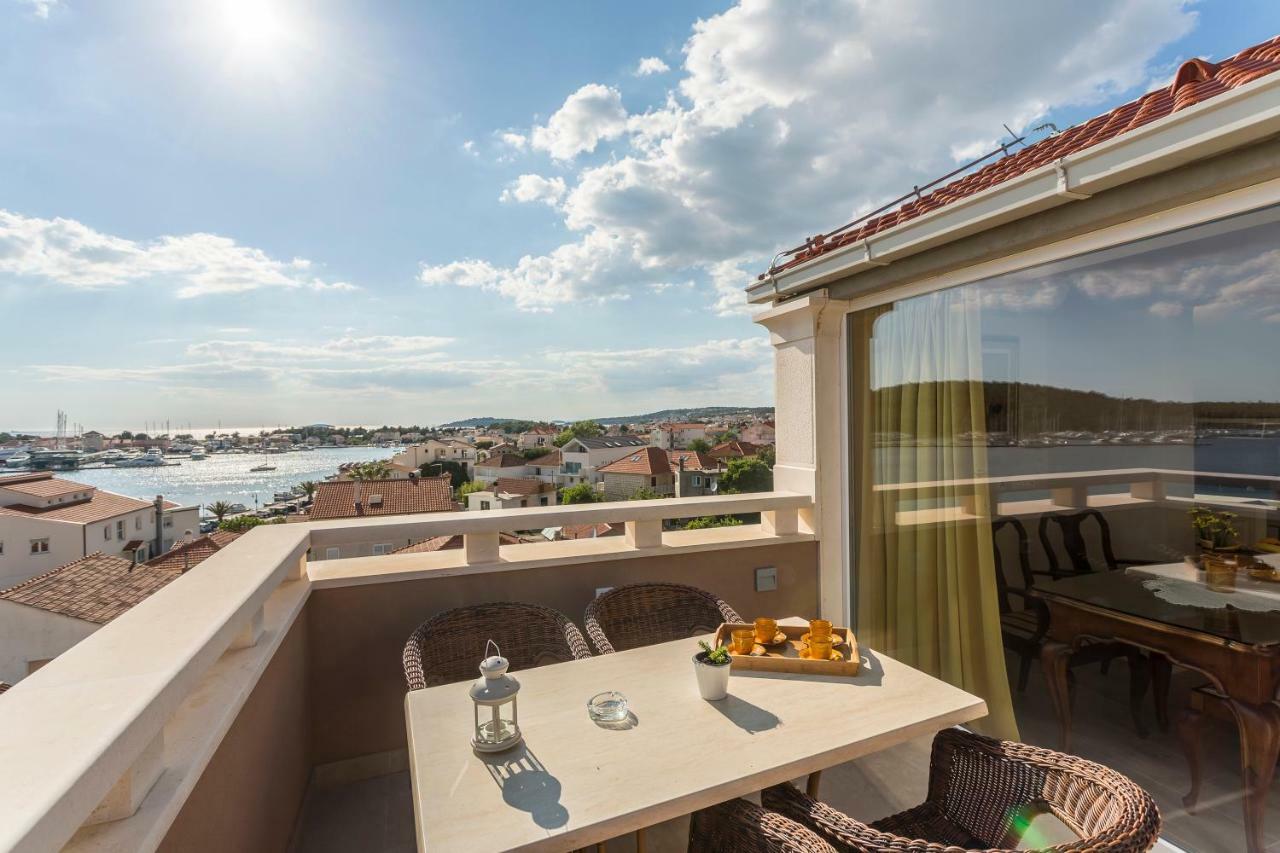 Villa Flores Рогозница Экстерьер фото